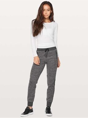 lululemon athletica Get Going Black Grey Joggers Size 4